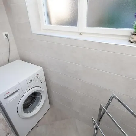 2 Bedroom Gorgeous In Matulji