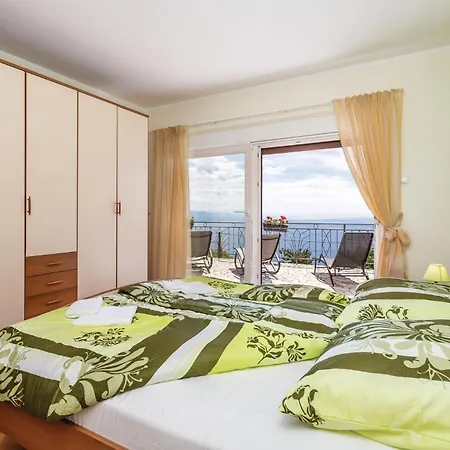 2 Bedroom Gorgeous In