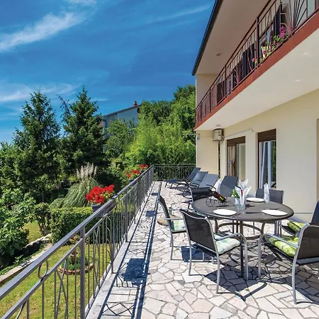 2 Bedroom Gorgeous In