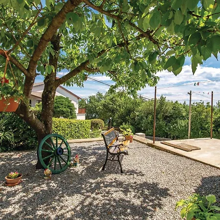 2 Bedroom Gorgeous In